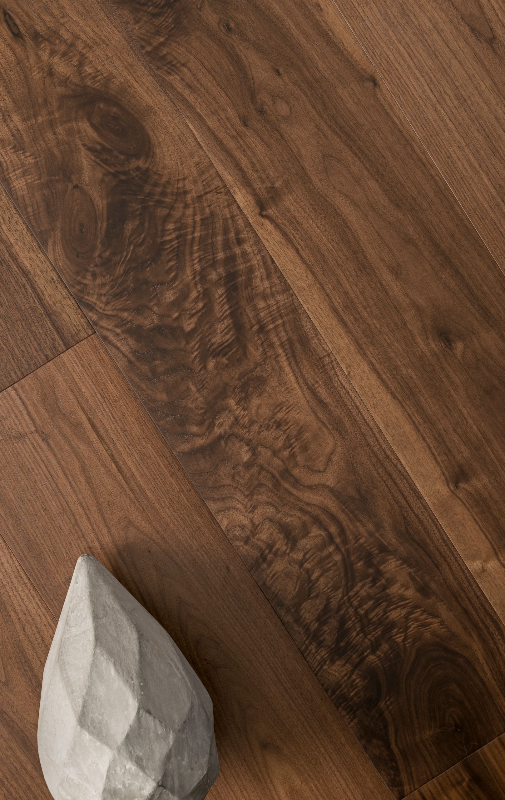 Sàn gỗ kỹ thuật với lớp gỗ tự nhiên